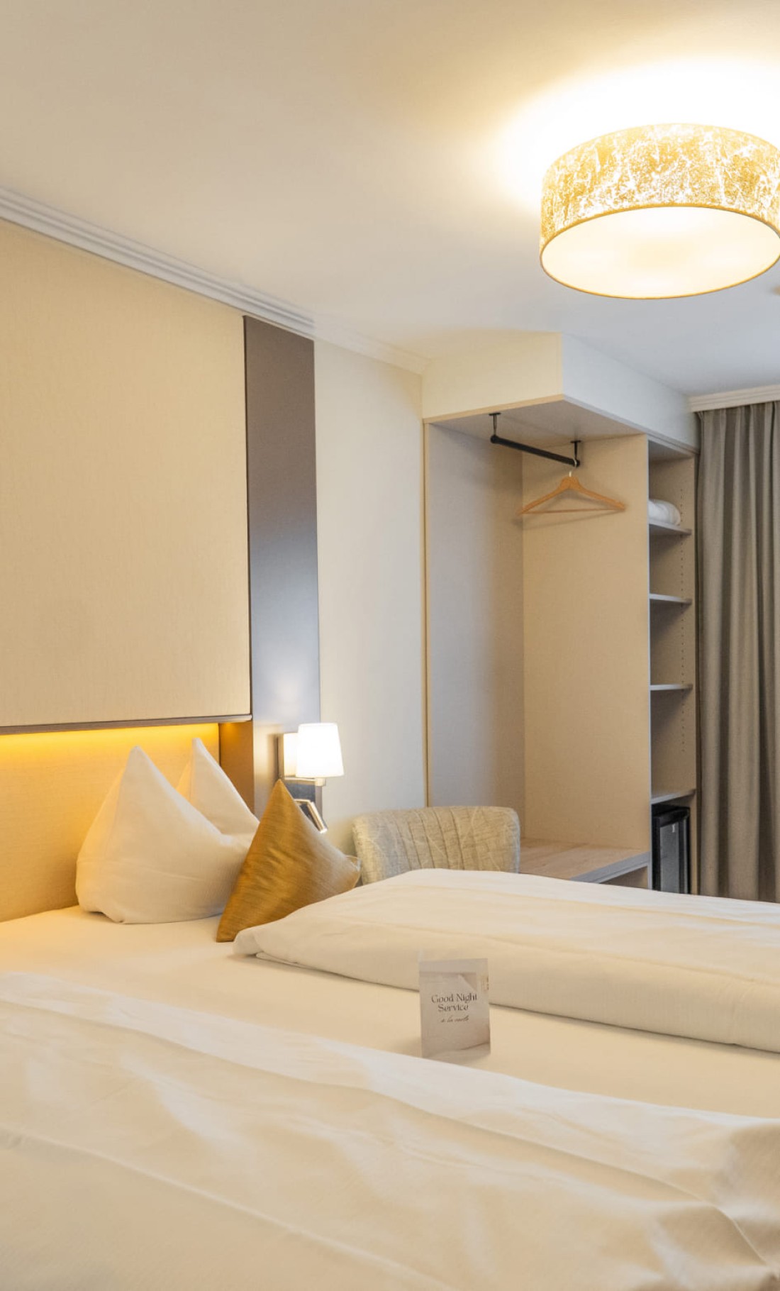 Modernes Hotelzimmer f&uuml;r einen Aufenthalt in Salzburg