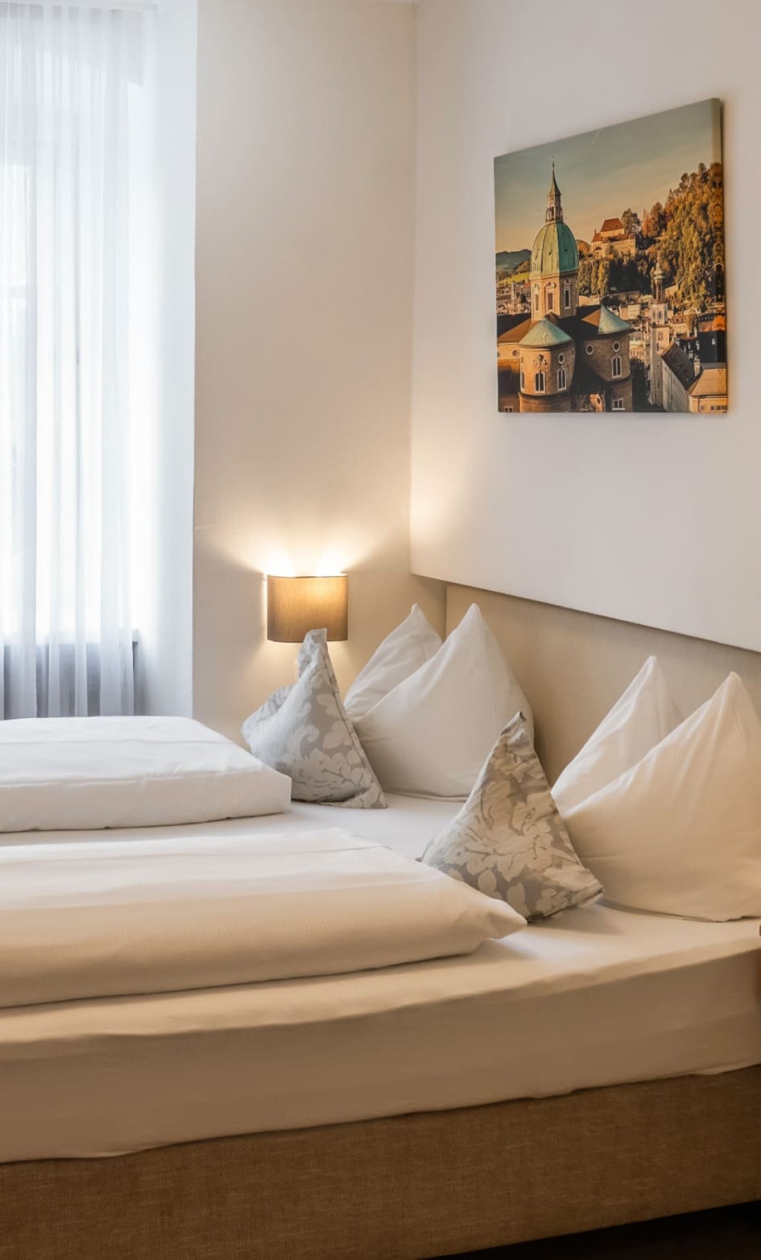 Gem&uuml;tliches Doppelzimmer mit stilvoller Einrichtung