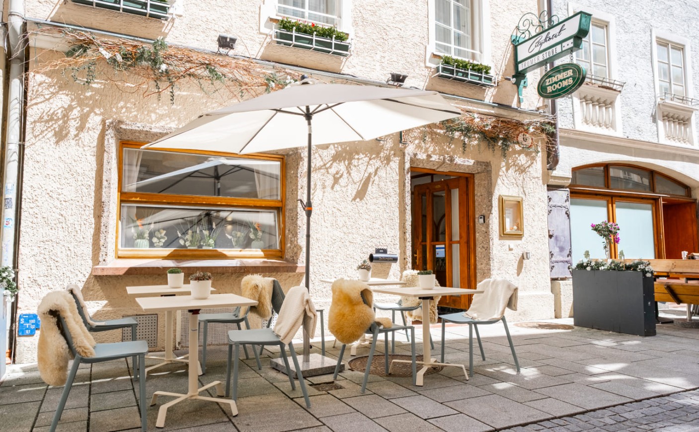 Au&szlig;enansicht des Hotel Trumer Stube in Salzburg